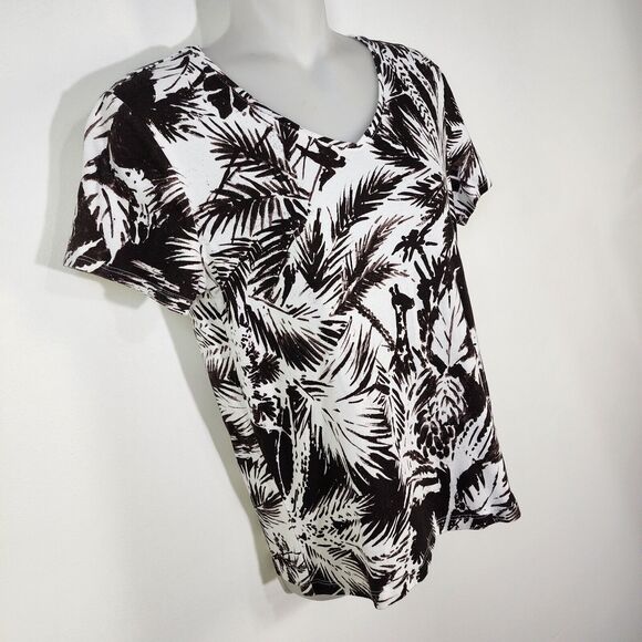 Chico's T Shirt Top Womens Size 1 Small Black White Exotic Palm Print Tropical - Picture 4 of 7